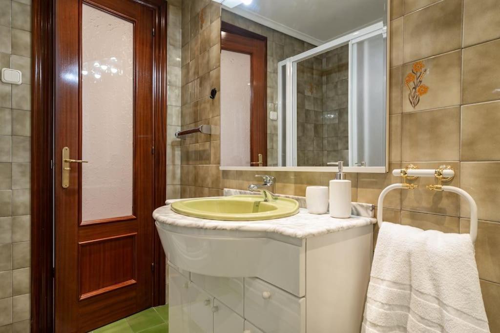 Apartamento Trisquel Gijon Exterior photo